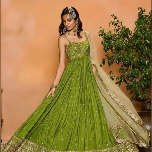 Mehendi Green Embroidered Anarkali - Picture 7 of 8